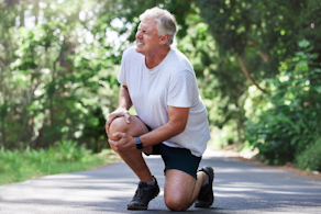 Life Assure Senior Experiencing Knee Pain In Park Blog